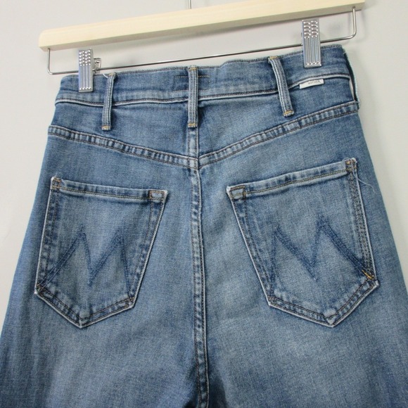 Mother The Tripper Weekender Fray Jeans Women 25 Light Wash Straight Button 524 - Picture 9 of 16